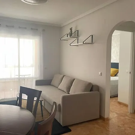 Апартаменты Cozy 5 Mins To Beach